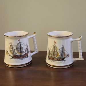 Set of 2 ship mugs